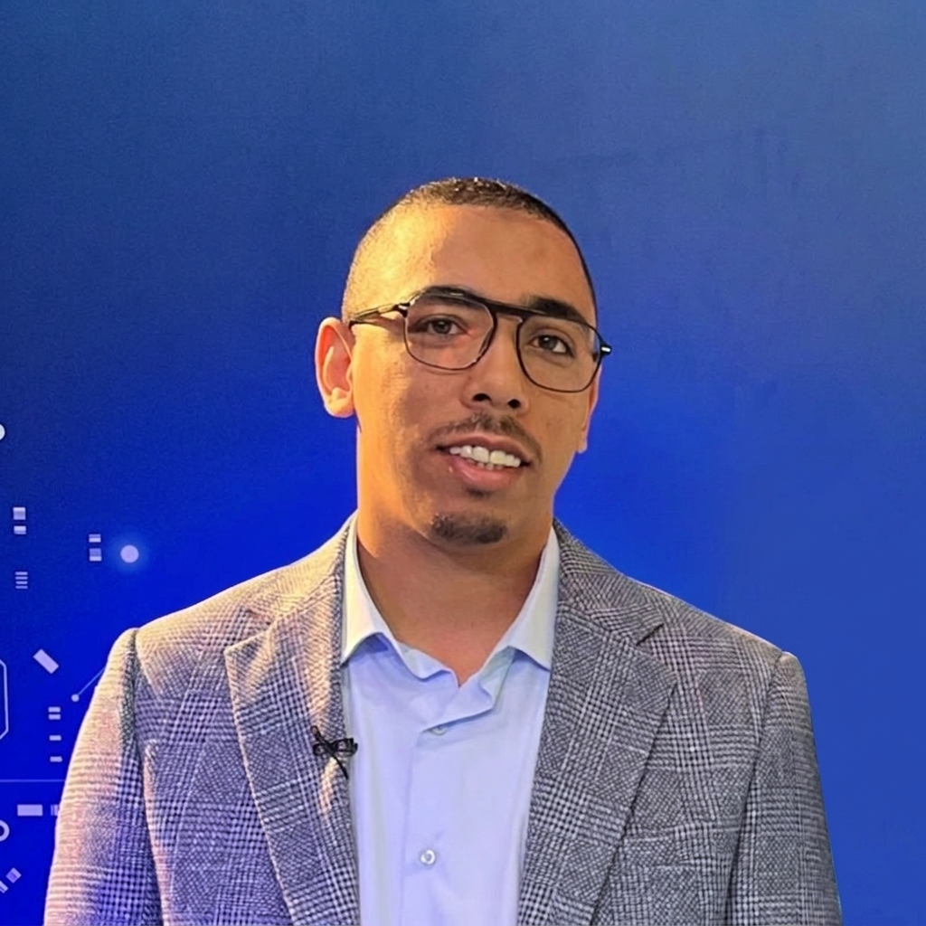 Omar Ezker